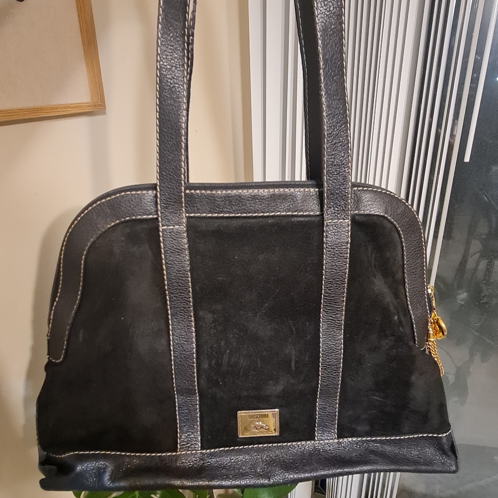 Gorgeous authentic Zipper tote